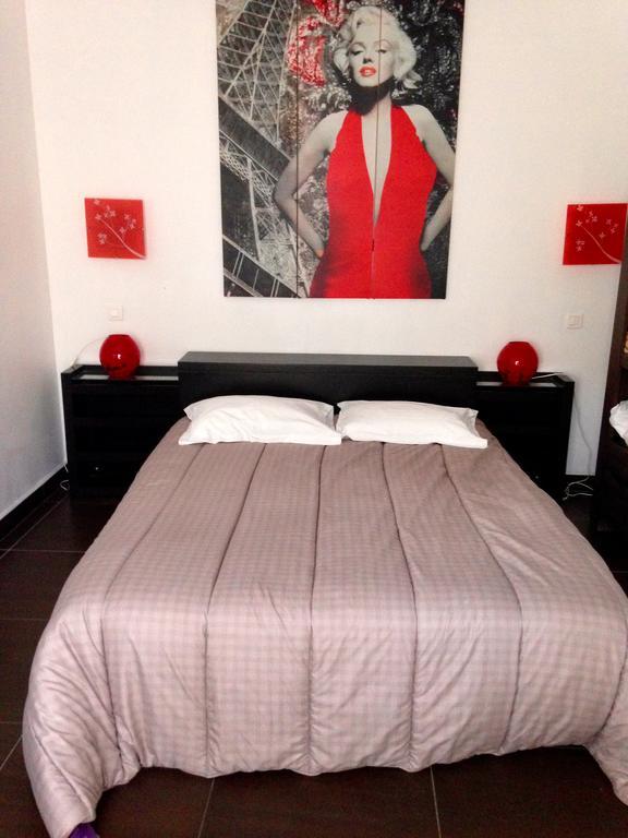 קאלבי Hotel Les Arbousiers חדר תמונה